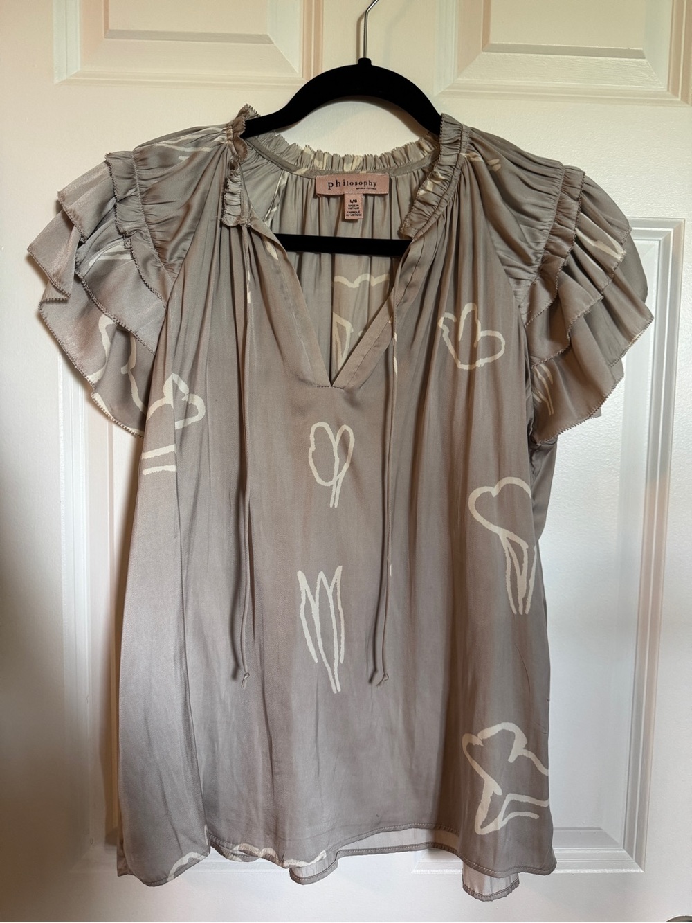 Philosophy Soft Grey Floral-Print Ruffle Sleeve Blouse